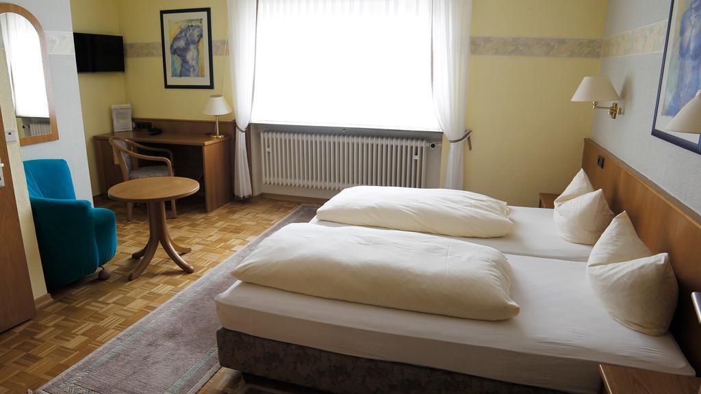 Hotel Berg Dannenfels Стая снимка